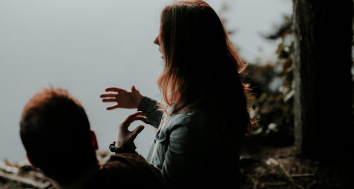 Csak az önazonos emberekkel érdemes kapcsolódást kiépíteni