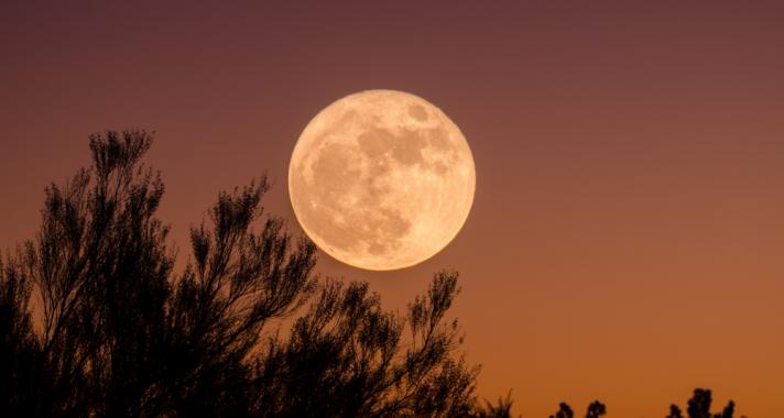 A mai este során sok hatás lesz fokra pontos, ami több folyamat csúcspontját is jelzi számunkra