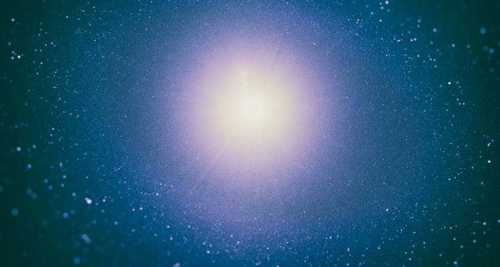 A mai napra jut egy Újhold az Oroszlánban, és két másik fényszög is bepontosul.