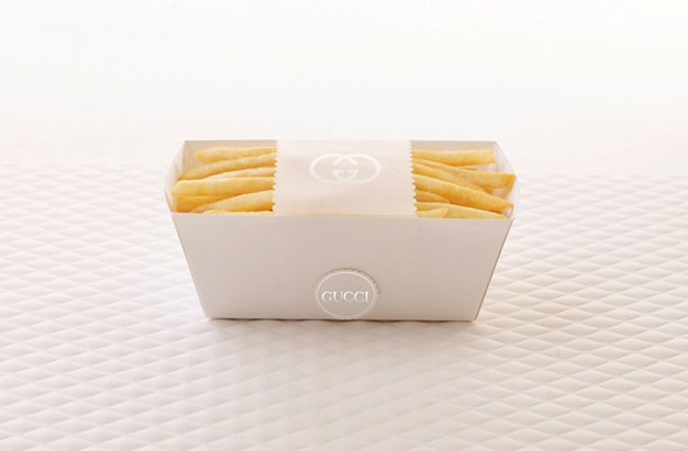 Gucci sültkrumpli, Burberry hamburger