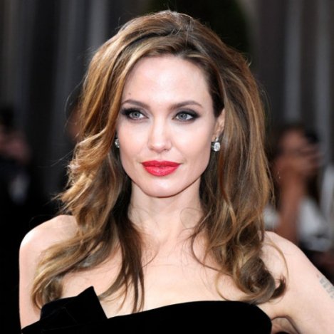 Angelina Jolie saját ékszerkollekciója