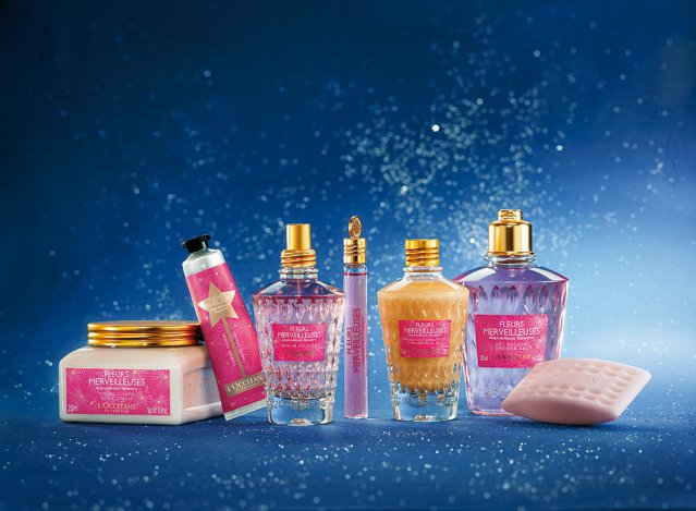 Ahol rózsa és peónia nyílik a hóban