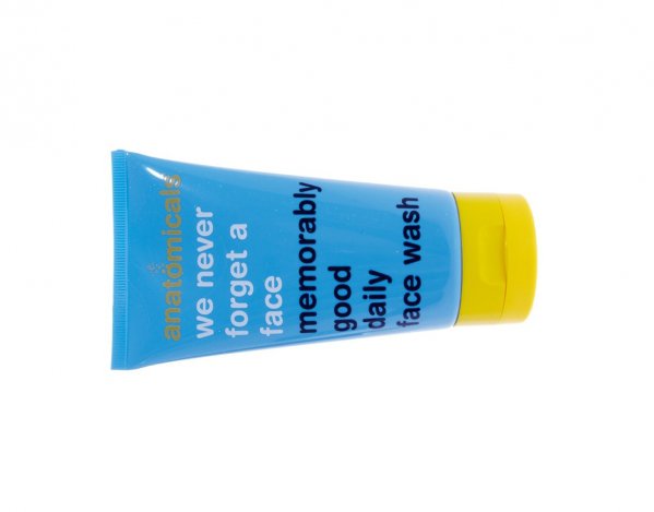 A nevetés nem ráncosít, ha ezen a krémen röhögsz