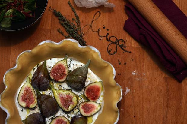 Mai mosoly: fügeszerelem