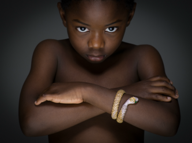 Luxusholmi a gyermeken