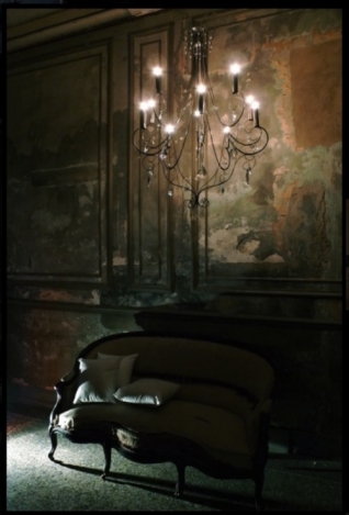 Sötét enteriőrök