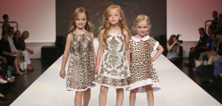 Állatminta és virágmotívum