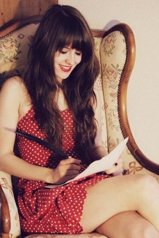 Levél a Dolgozó Anyától a Háztartásbeli Anyának