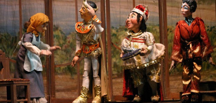 Játékterápia: a bábjátékok