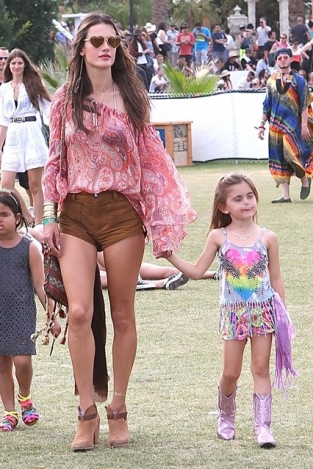 Lopj stílust  a világ fesztiváljairól!