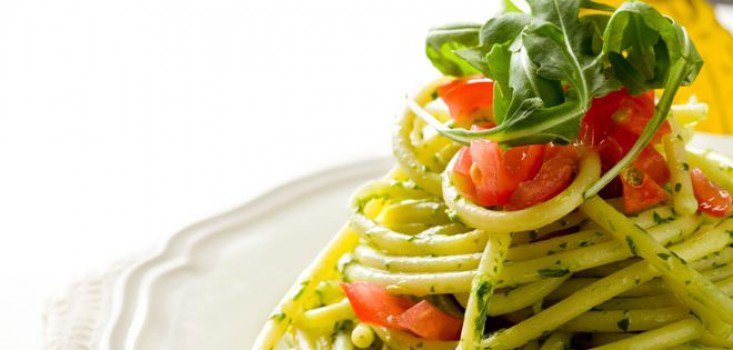 Anyu főz: spagetti petrezselyem pestoval