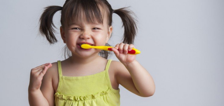 Fogmosás: nem lehet elég korán kezdeni