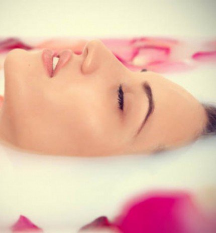 8 ok, amiért szeretjük a rózsavizet