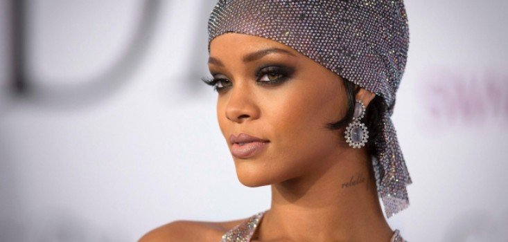 Minden idők legkínosabb celeb-villantásai