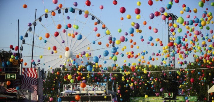 2015 Sziget himnusz: Easy As One Two Three