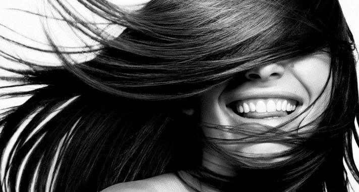 Az Aussie a feje tetejére fordítja a hajformázást!