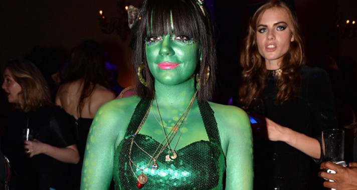 Hírességek legcikibb Halloween jelmezei