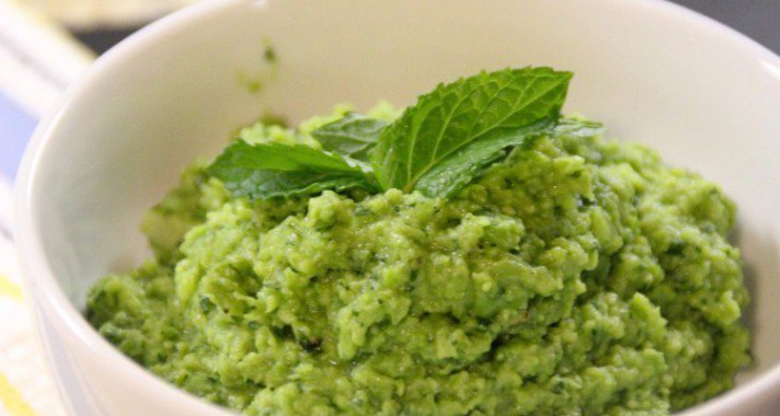 Mentás zöldborsókrém