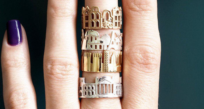 Ékesítse kedvenc városod látképe az ujjaidat!