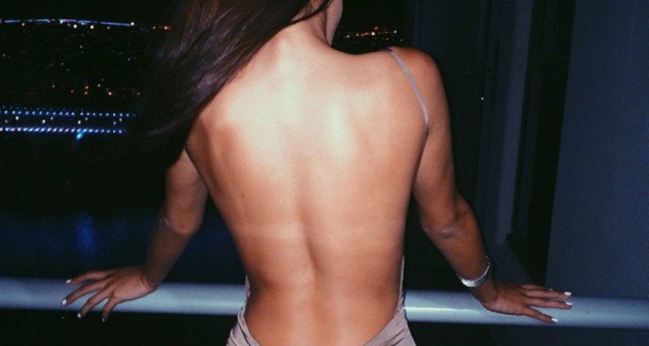 Kurvák addig lesznek, míg férfiak és rossz kapcsolatok