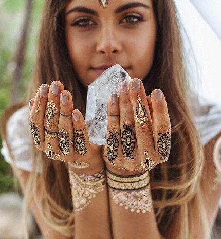 DIY : Így készíts gyönyörű hennát otthon, házilag