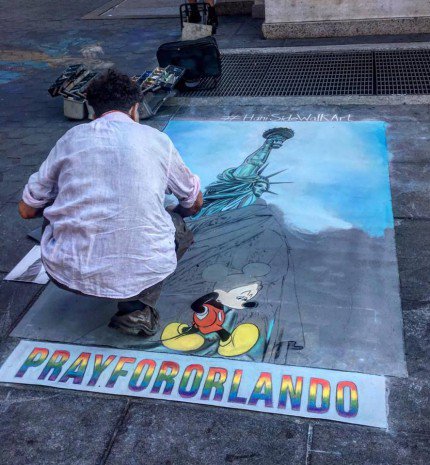 'Miért kell az utcán mutogatni magukat?!' - A New York Pride margójára