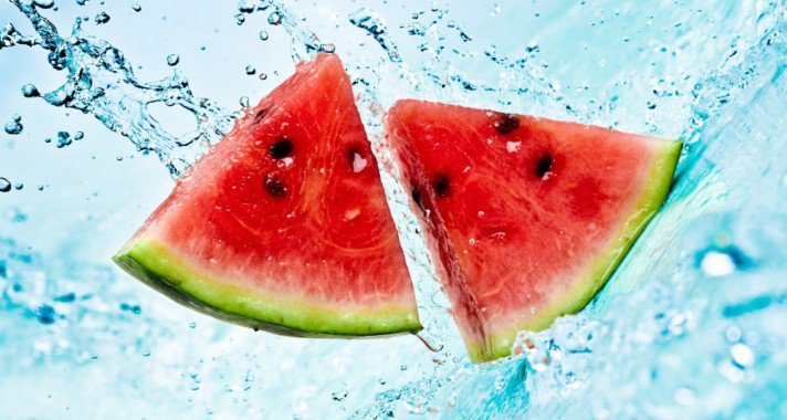 Ételek, amik segítenek megvédeni a leégéstől és a nap káros sugaraitól