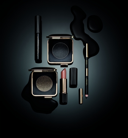 Vigyázz, kész, start: mától nálunk is kapható a Victoria Beckham x Estée Lauder kollekció!