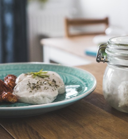 Mozzarella házilag (nyers-vegán)