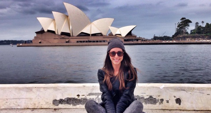 „Lefekvéskor visszajátszottam a fejemben, hogy az legyen az utolsó gondolatom, es akkor tuti visszatérhetek majd álmomban is.” Beszélgetés Gáspár Fannival