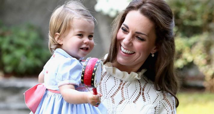 10 tündéri fotó a ma két éves Charlotte hercegnőről