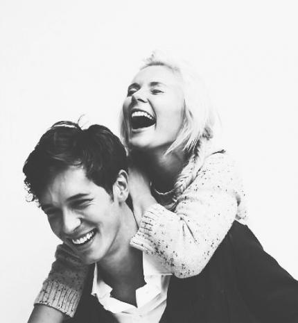 „Valami véget ér anélkül, hogy elkezdődött volna.”- Az online ismerkedésről