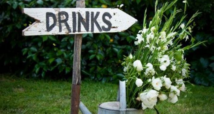 10 nagyszerű dekorációs ötlet kerti partykhoz