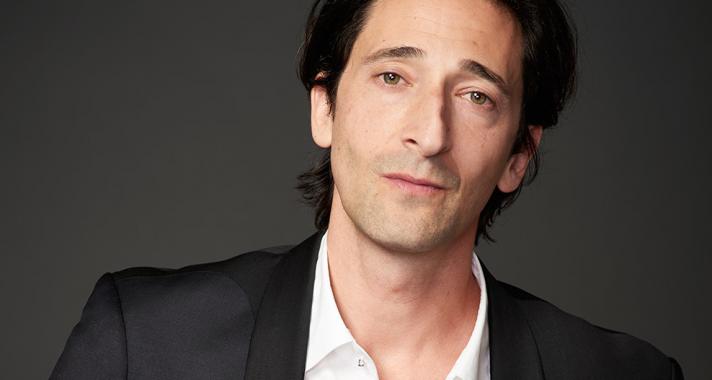 A bukást és a sikert egyaránt nehéz eleganciával viselni. - idézetek Adrien Brodytól