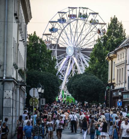 Nemzetközi felhozatal és Selfie Színpad a VUF-on