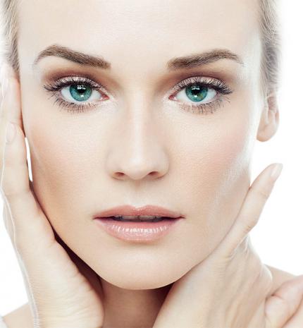 ARCKRÉM AMI BŐRRÉ VÁLIK