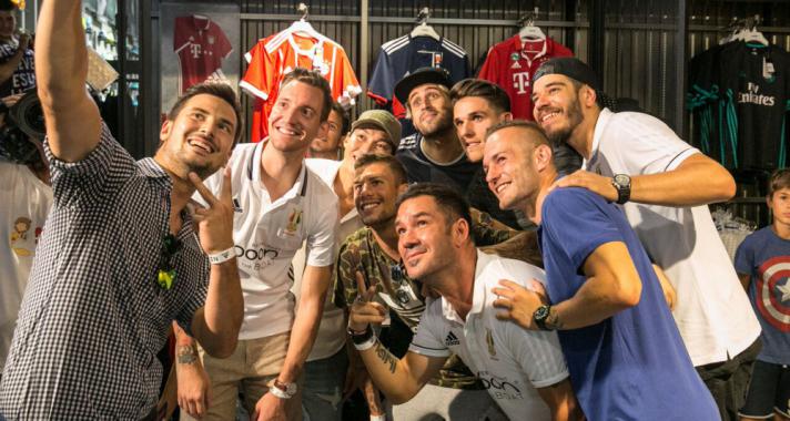 Összecsaptak a magyar válogatott tagjai a művész válogatottal