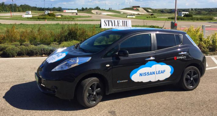 Elektromos autó tesztvezetés a drivingcamp Hungary jóvoltából