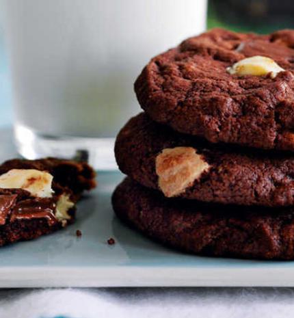 Tripla csokis cookie recept összebújós téli estékre