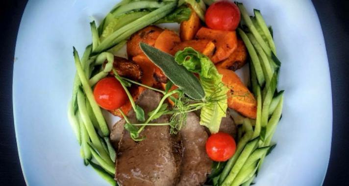 Nem kell éhezned a tökéletes alakhoz - készülj a nyárra ínycsiklandó ételekkel