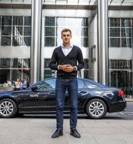 Magyarországra látogat a világ legfiatalabb unikornisa