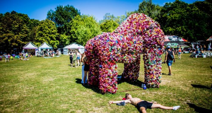 Szabadság Szigete: Art of Freedom – Art for Love