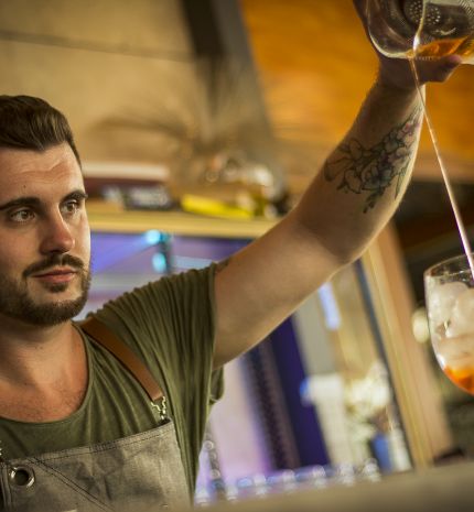 Koktélok, titkok, bartenderek