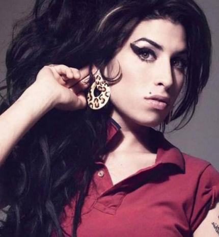 Top5: Amy Winehouse legjobb slágerei péntek reggelre
