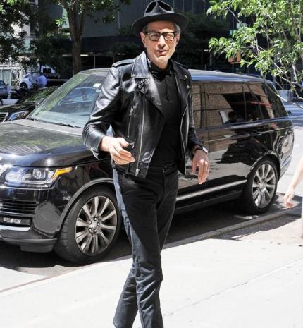 10 alkalom, amikor Jeff Goldblum megmutatta, milyen, ha egy férfi igazán stílusos