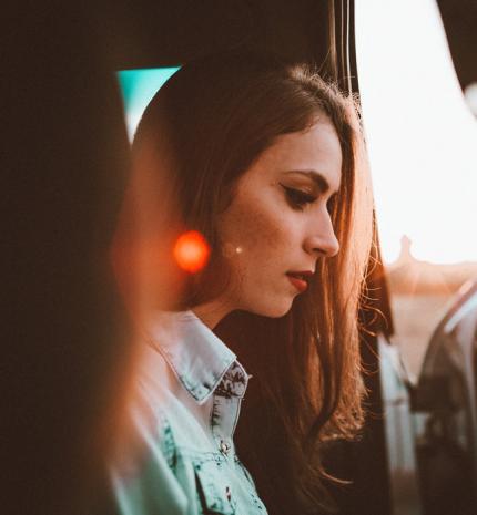 Miért veszik az emberek természetesnek egymás jelenlétét?