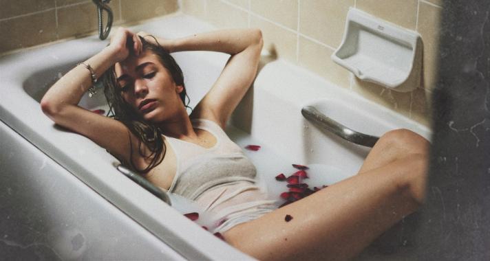 Én egy szenvedélyes „túl sok” nő vagyok, és engem mindenki hagyjon békén