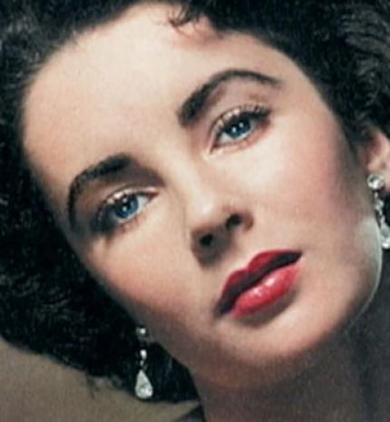 'Sok ember lelkiismerete nem más, mint félelem a többi ember véleményétől.' Idézetek Elizabeth Taylortól