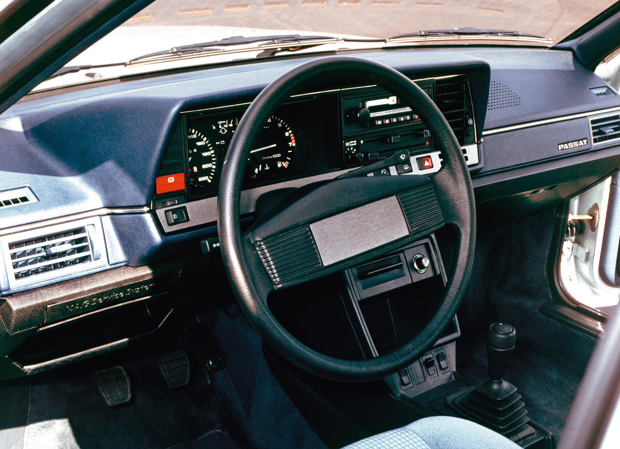 1985 1 1986. Volkswagen Passat b2 хэтчбек салон. Volkswagen Passat b2 универсал салон. Фольксваген Пассат б2 1986. Volkswagen Passat, 1981 хэтчбек.