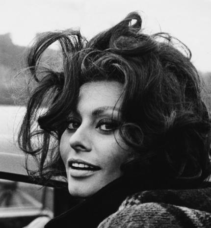 Stylenews - 'Jobb felfedezni az életet és hibázni, mint biztonságban élni.' - kedvenc idézeteink Sophia Loren-től